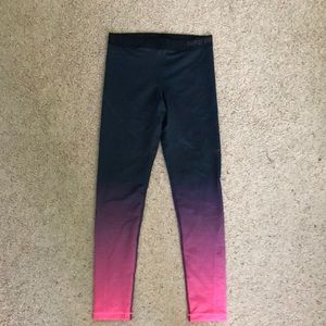 BRAND NEW Nike Ombré Leggings